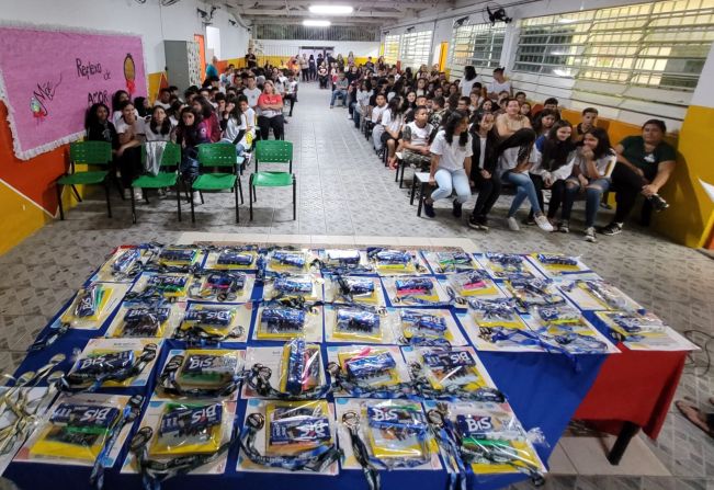 Alunos de Roseira são premiados em Olimpíadas de Matemática, Astronomia e Foguetes